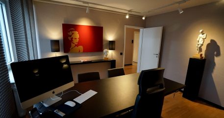 dsc03654-crop-u3445 Besprechungsraum Plaesthetics Krefeld